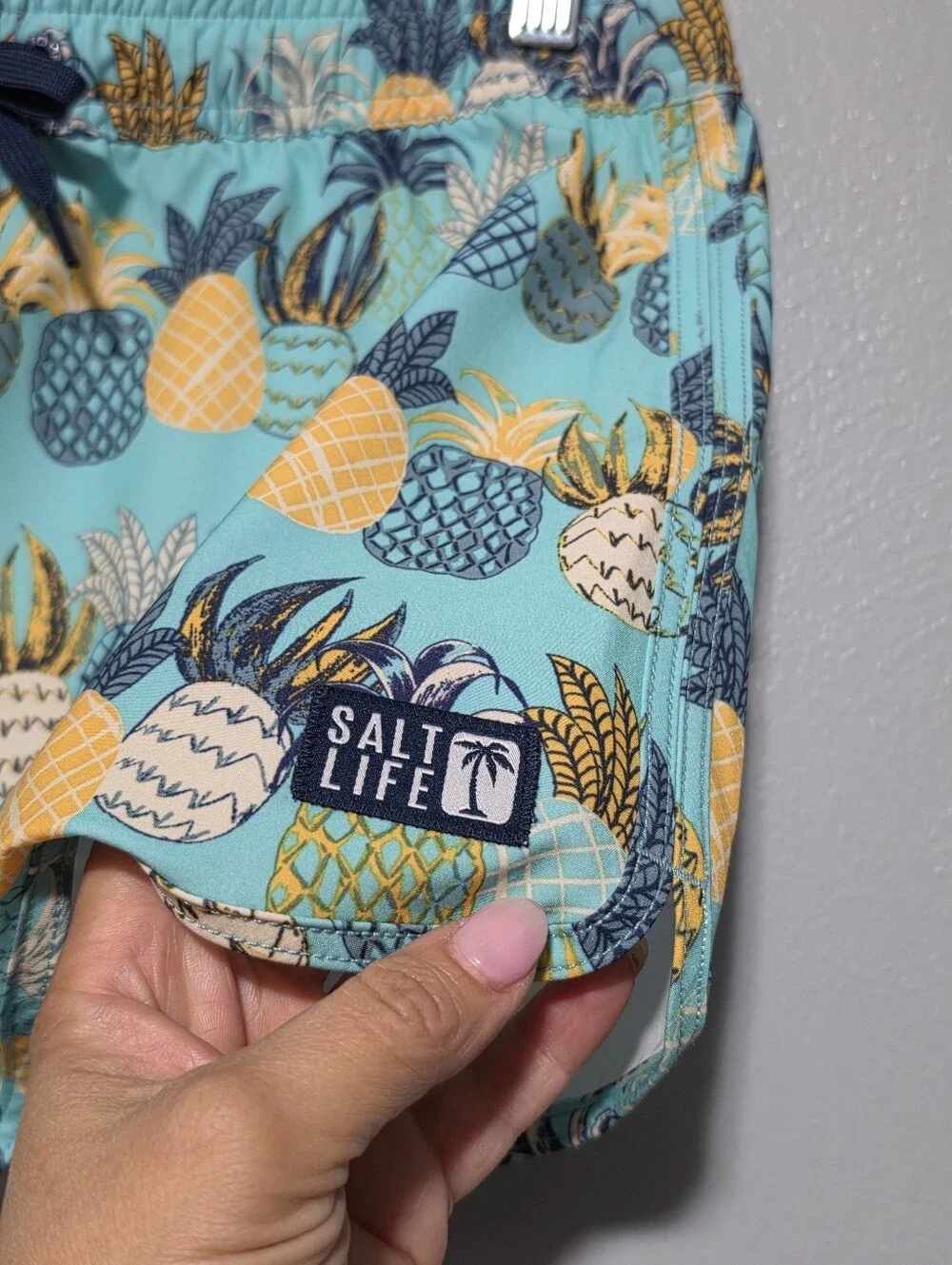 SALT LIFE Swim Trunks Boys Size YXL Pineapple Aqua Tropical Beach Surf Pool NWT